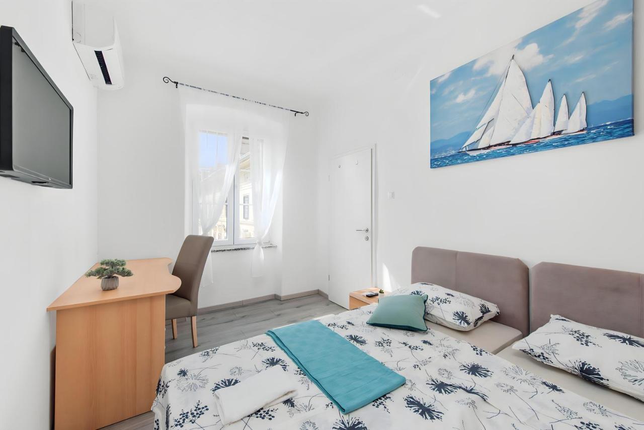 Little Flower City Studio 5 - Rijeka Rent Zewnętrze zdjęcie